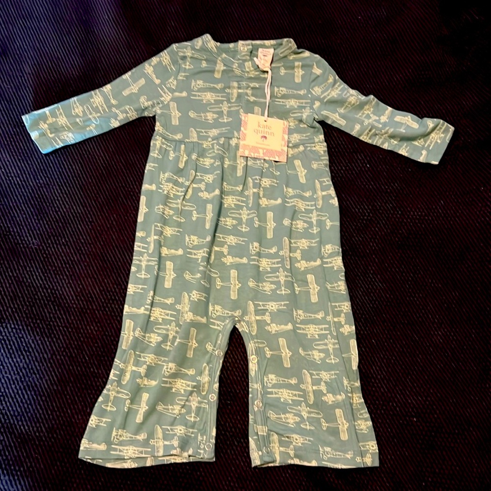 Kate Quinn vintage plane jumper